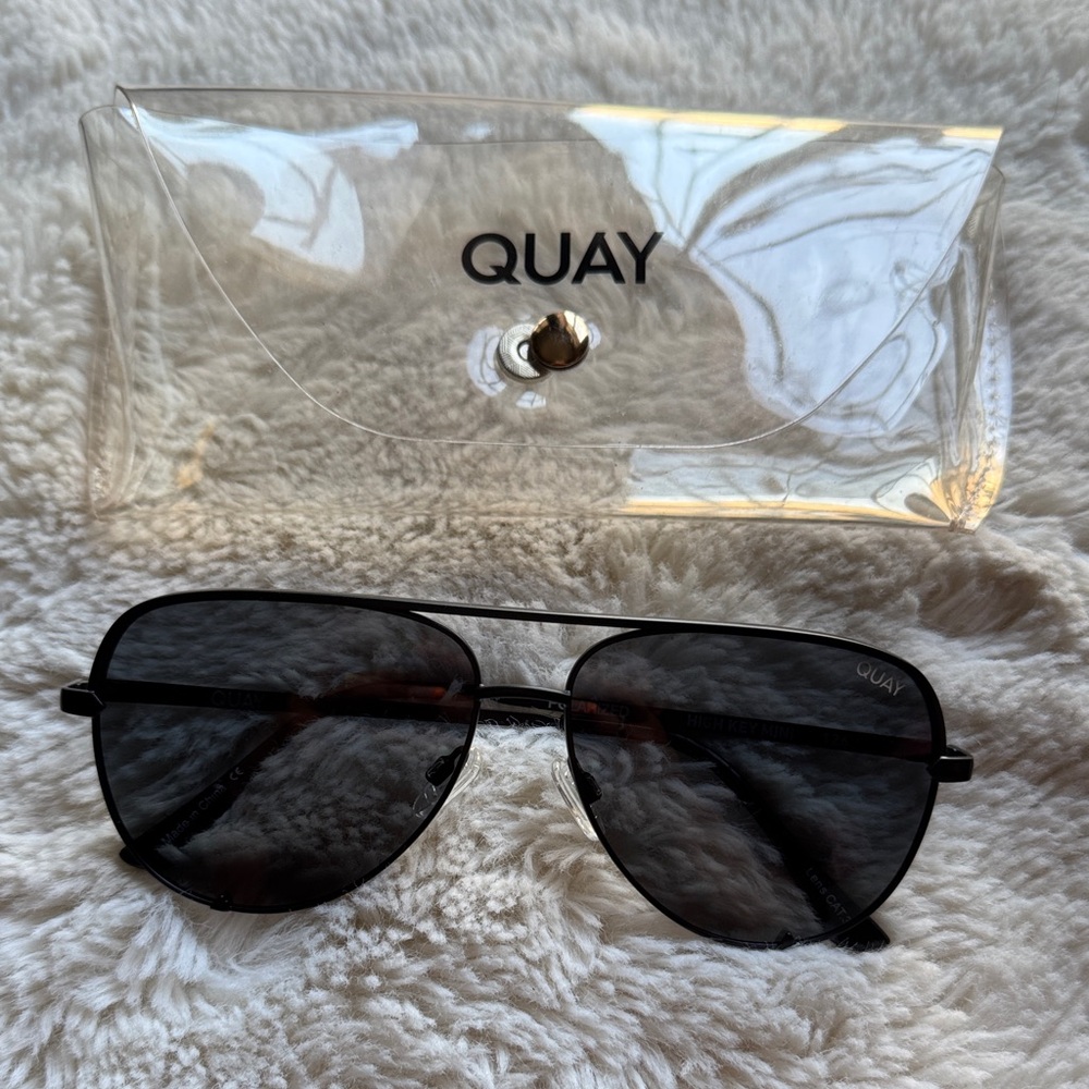 Quay Australia Dark Aviator Sunglasses